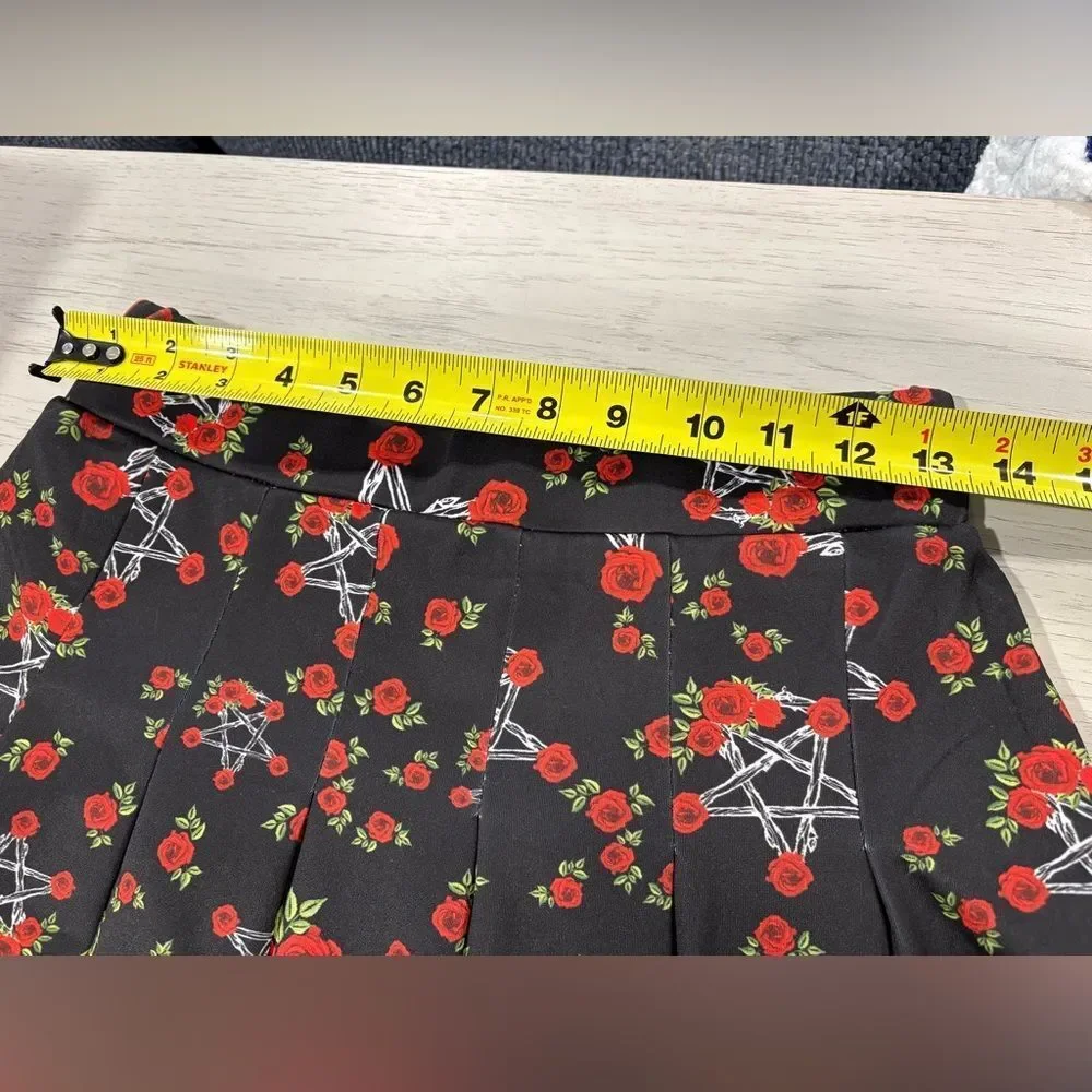 Elegant Black Skater Skirt with Red Rose Pentagram Floral Design